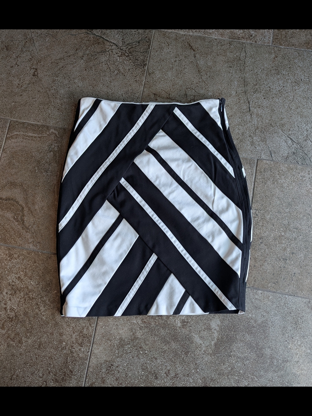 White House Black Market Black and White Diagonal Stripe Pencil Skirt